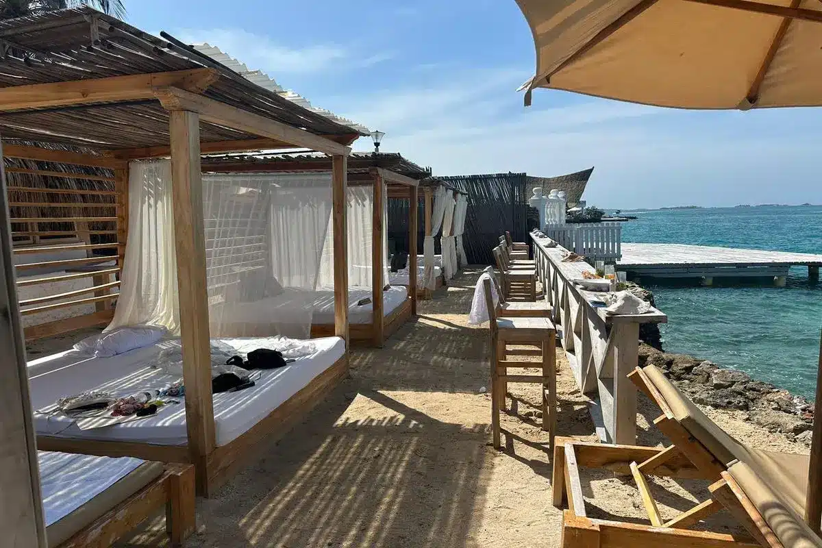 Mangata Beach Club - Image 18