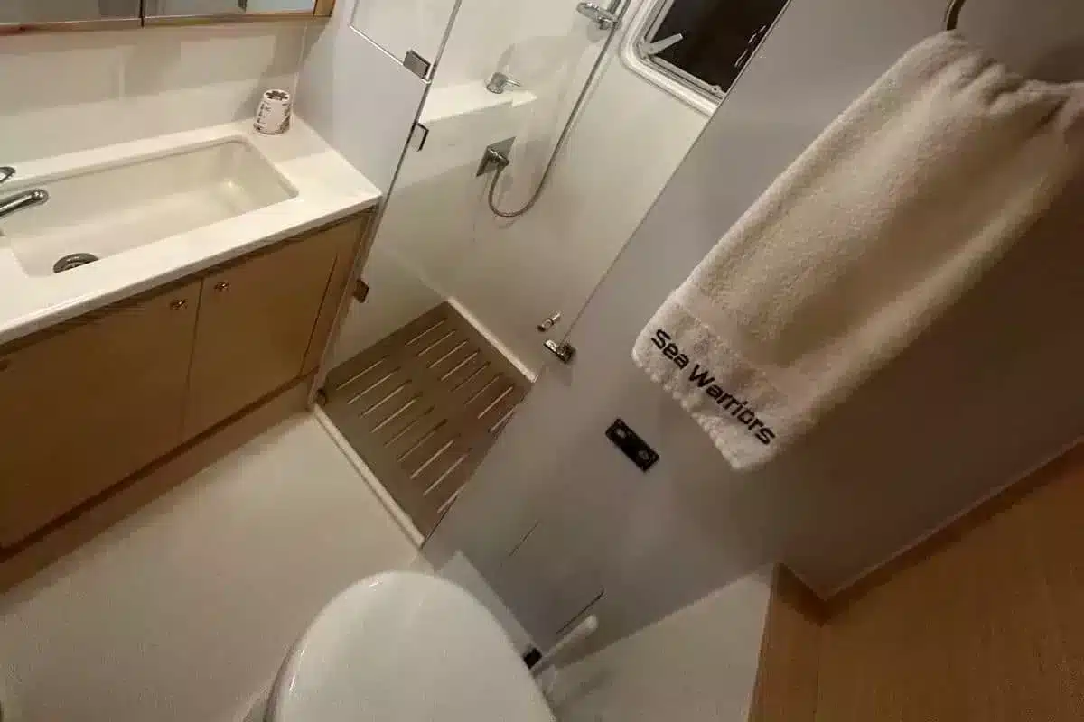 Catamarán Powercat Sea Warriors - Image 12