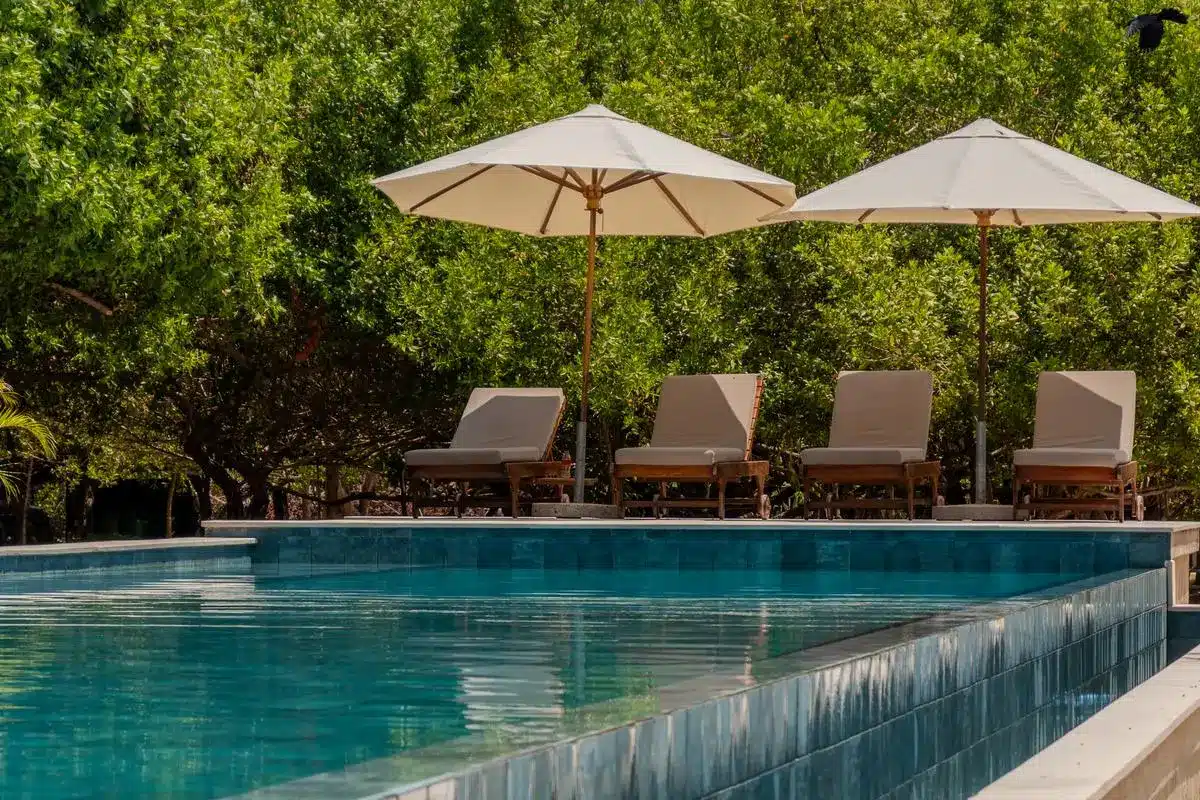 Sabai Beach Club - Image 2