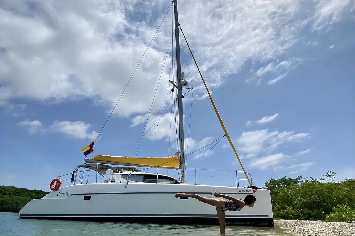 Catamarán Sirenas - Image 7