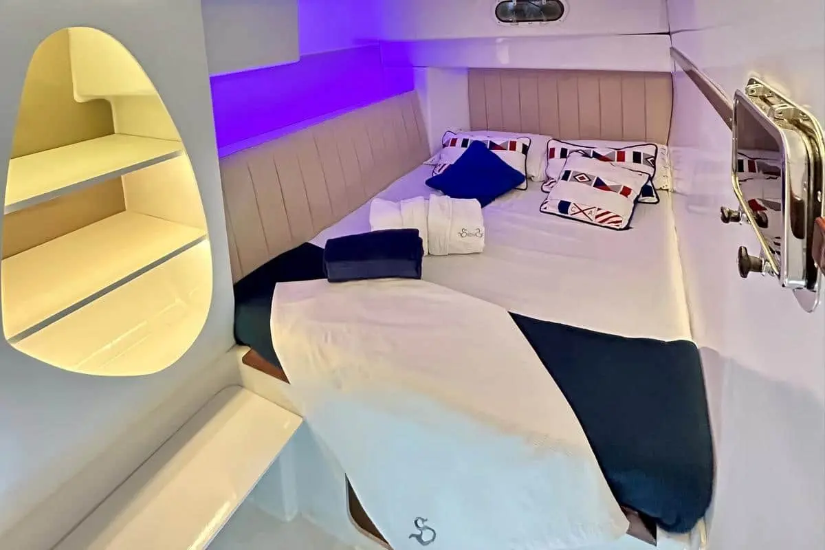 Catamarán Sirenas - Image 5